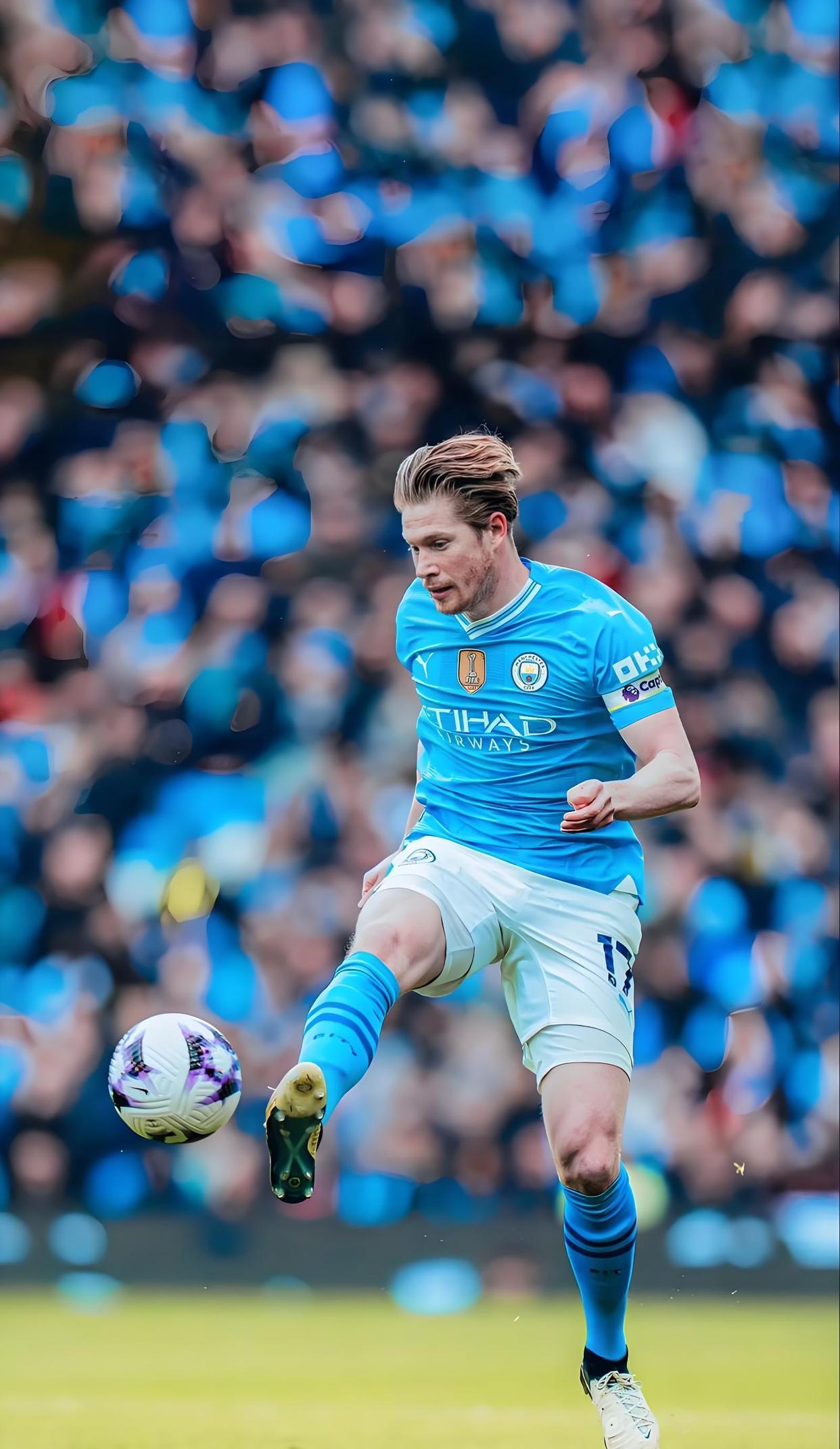 替补球员关键时刻助球队锁胜