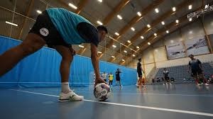 王钰栋球探报告来了，模板巴西国脚马丁内利，球探评分：7分